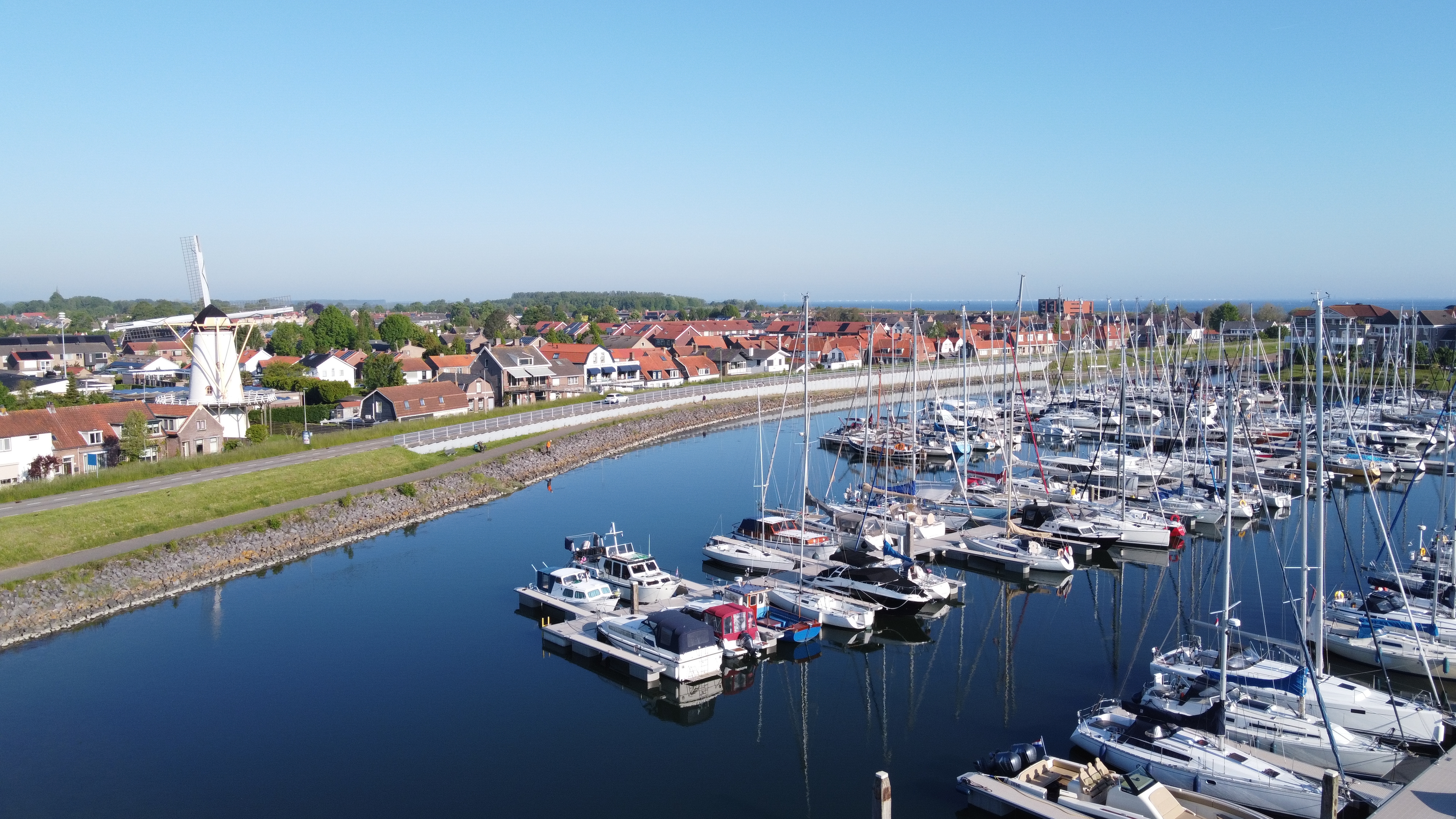 Foto van haven van wemelding wat op beveland ligt
